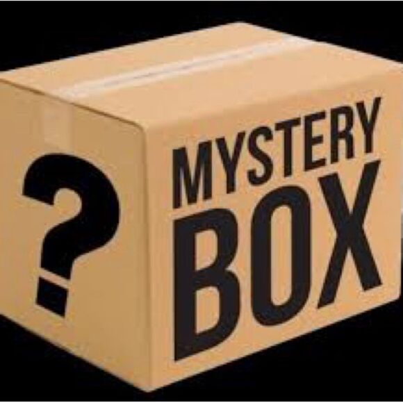 Mystery Box boys/gender neutral 0-3 months - Picture 1 of 1